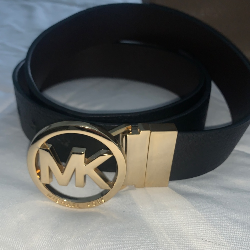 Michael Kors leather belt